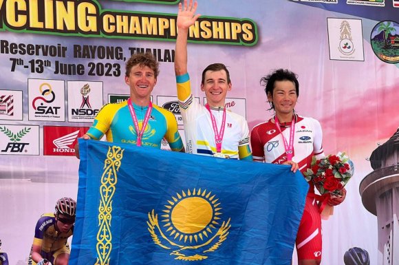 Казахстан выиграл в медальном зачете чемпионата Азии по велоспорту