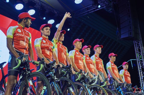 Новая казахстанская велокоманда «Apple Team» получила статус континентальной