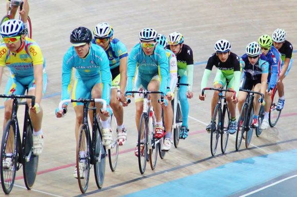 Юниоры из Алматинской области стали лучшими на IV Молодежных спортивных играх по велосипедному спорту Республики Казахстан