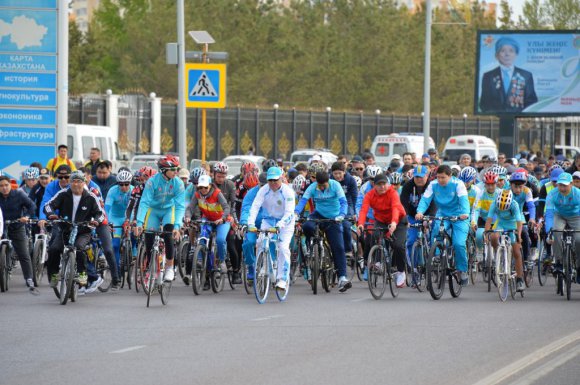Официальный старт велосезона 2016 в столице
