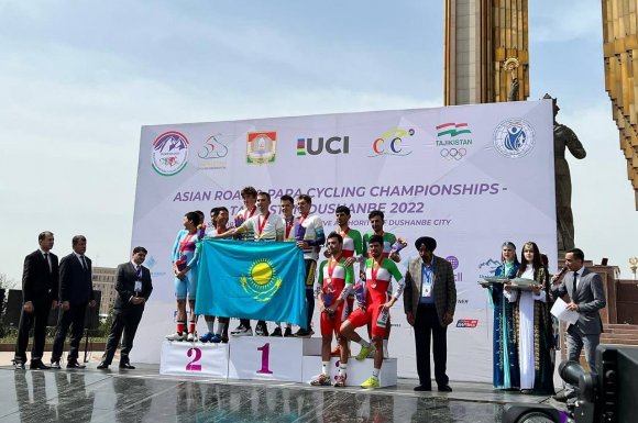 Казахстанские велосипедисты завоевали «золото» на чемпионате Азии