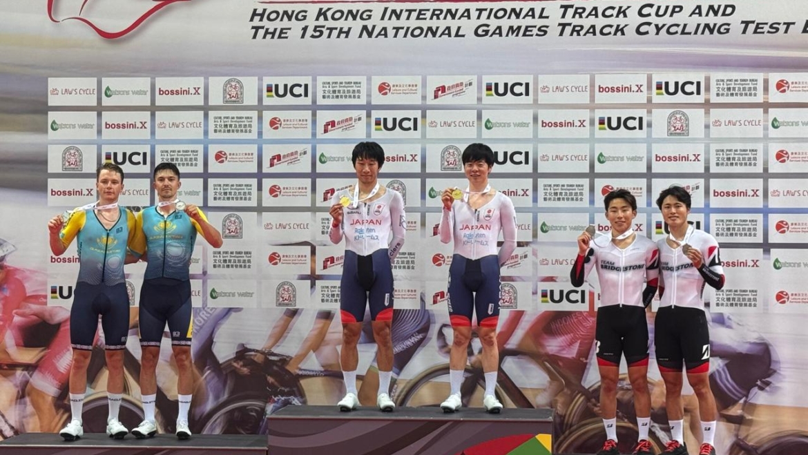 КҮМІС ЖЕҢІС – ЖҮРЕКТІ ЖАРҒАН ЖАРЫС!