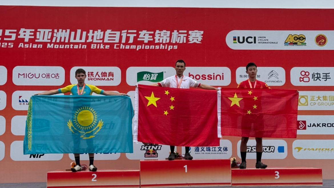 🥈Сергиенко Денис — Қытайда өткен Азия чемпионатында ерлер арасында ХСО сайысында күміс жүлдегер атанды!